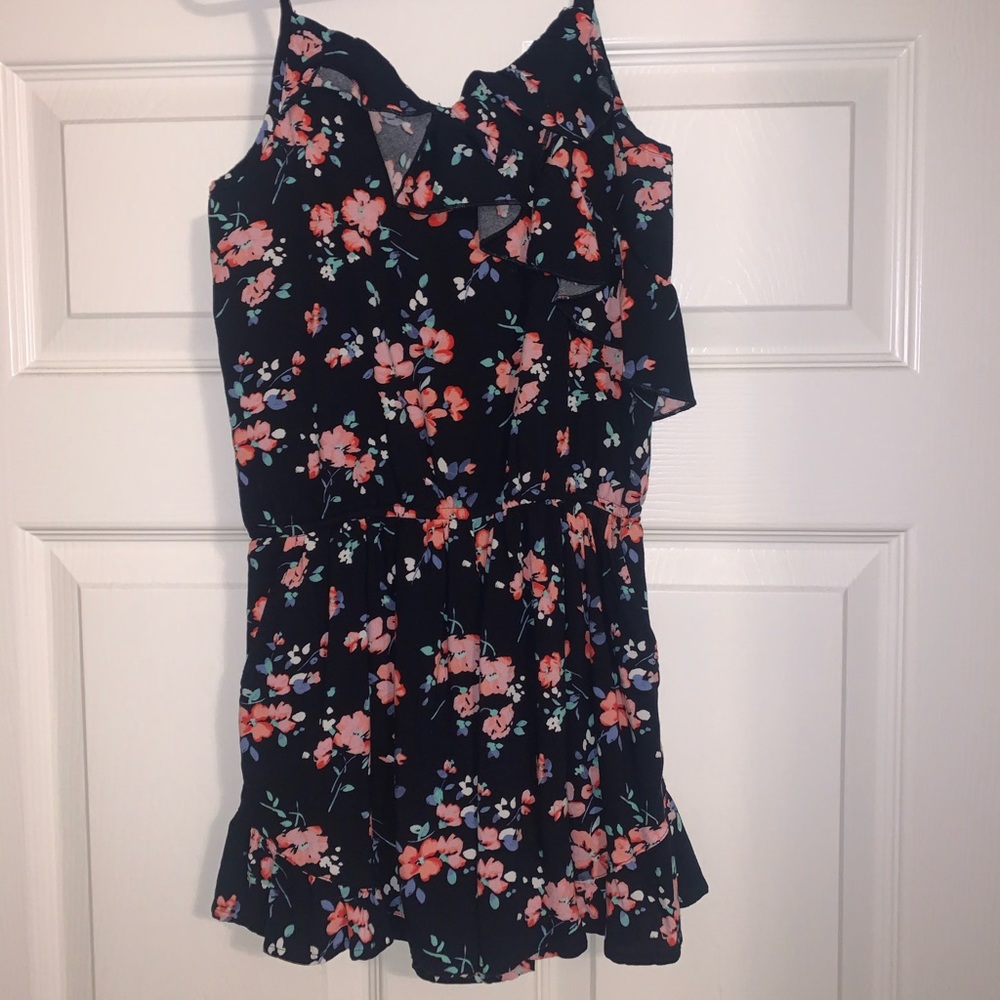 abercrombie kids cute romper. size 11/12